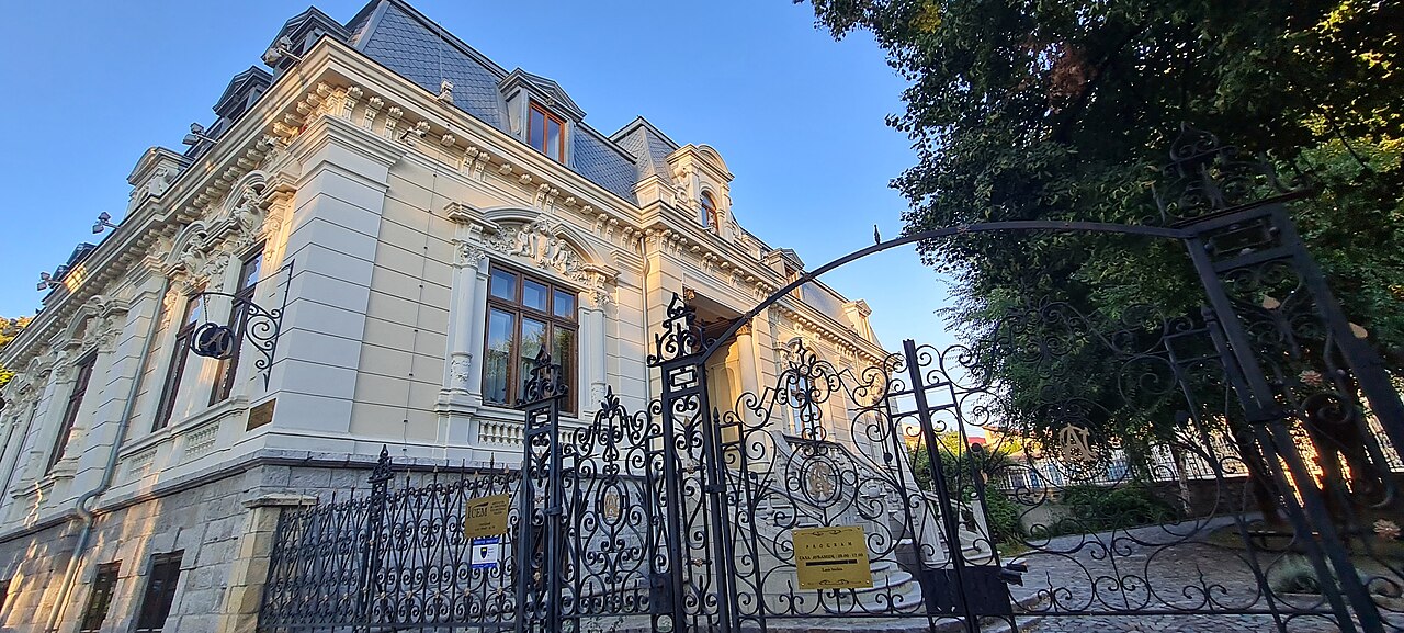 Casa Avramide - Casa Colecțiilor