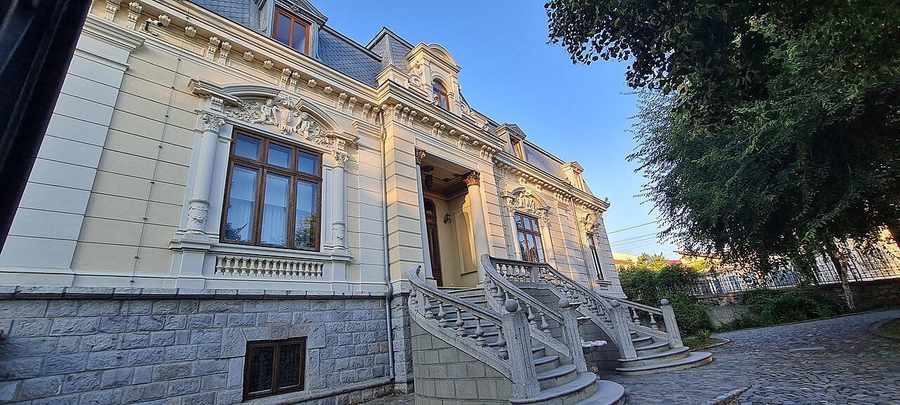 Casa Avramide - Casa Colecțiilor